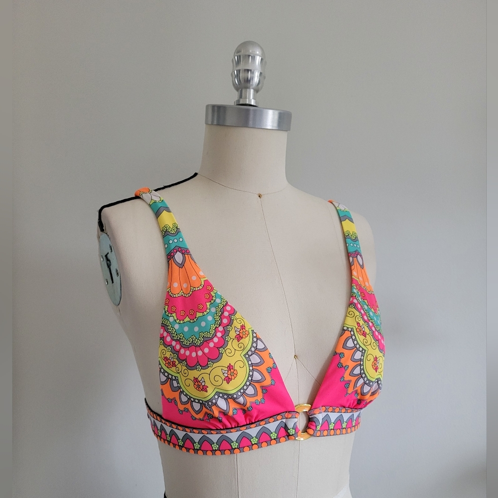 VICTORIA'S SECRET bright fluorescent pink patterned bikini top